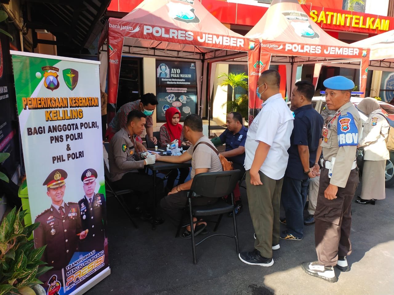 Peduli Kesehatan Sidokkes Polres Jember Beri Layanan Keliling 