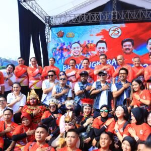 Kapolri Buka Bhayangkara Fun Walk 2024: Bersama Bergerak untuk Persatuan