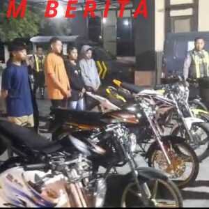 Maksimalkan Patroli Malam Minggu, Polres Kediri Jaring Belasan R2 Tidak Sesuai Spektek