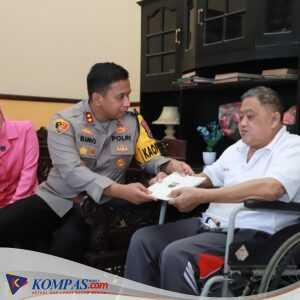 Bentuk Kepedulian, Kapolres Kediri Anjangsana ke Rumah Anggota dan Purnawirawan Polri yang Sakit