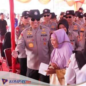 Senyum Warga saat Hari Jadi Ikatan Keluarga Dhira Brata 1990 ke-34, Berikan Manfaat Besar untuk Masyarakat Luas dengan Bakti Sosial