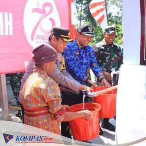 Bahagianya Warga Karanganyar Dapat Kado Sumur Bor di Hari Bhayangkara ke -78 dari Polres Ngawi
