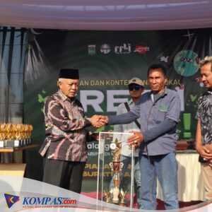 Pameran dan Kontes Bongsai Lokal Tingkat Nasional Pertama di Event Piala Bergilir Bupati Malang