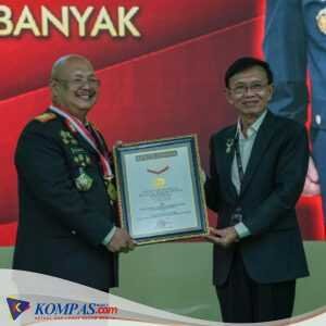 Sespim Lemdiklat Polri Gelar Kegiatan Pemberian Rekor MURI Untuk Literasi dan Art Policing Lukisan