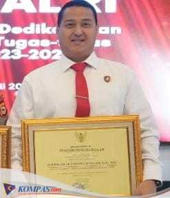 Respon Cepat Tangani Kasus Kekerasan Kaum Rentan Ditreskrimsus Polda Jatim Terima Penghargaan Kemensos RI