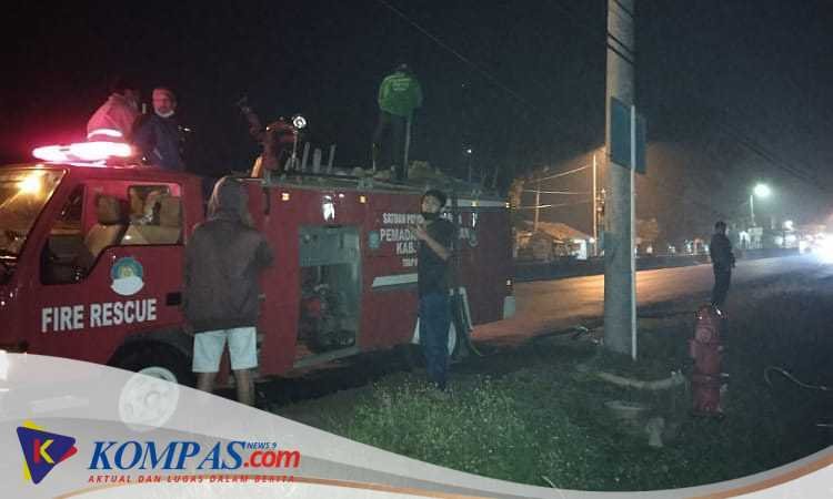 Kebakaran TPA Pesalakan Buat Panik Warga