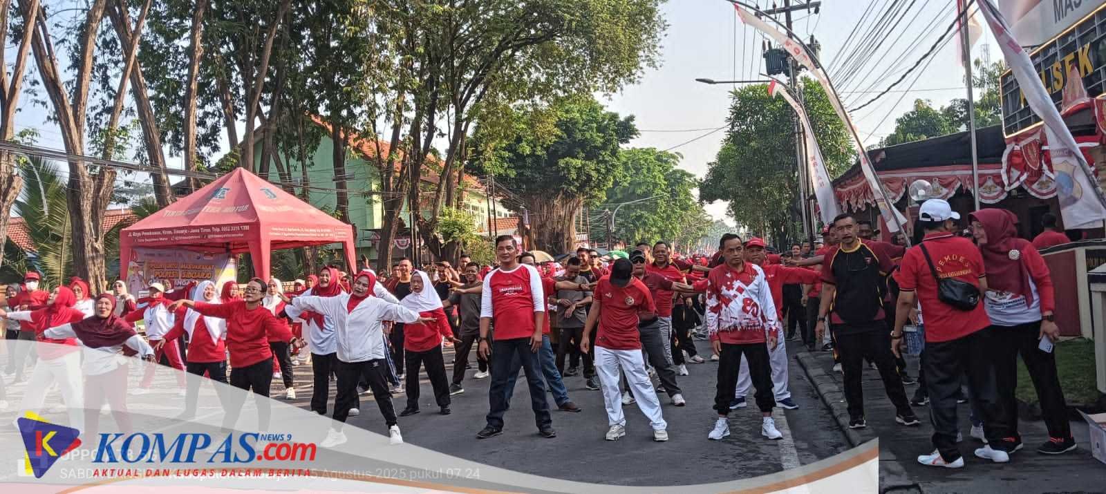 Forkopimka Krian Gelar Senam dan Doa Bersama Sambut HUT RI ke-80 di Depan Mapolsek.
