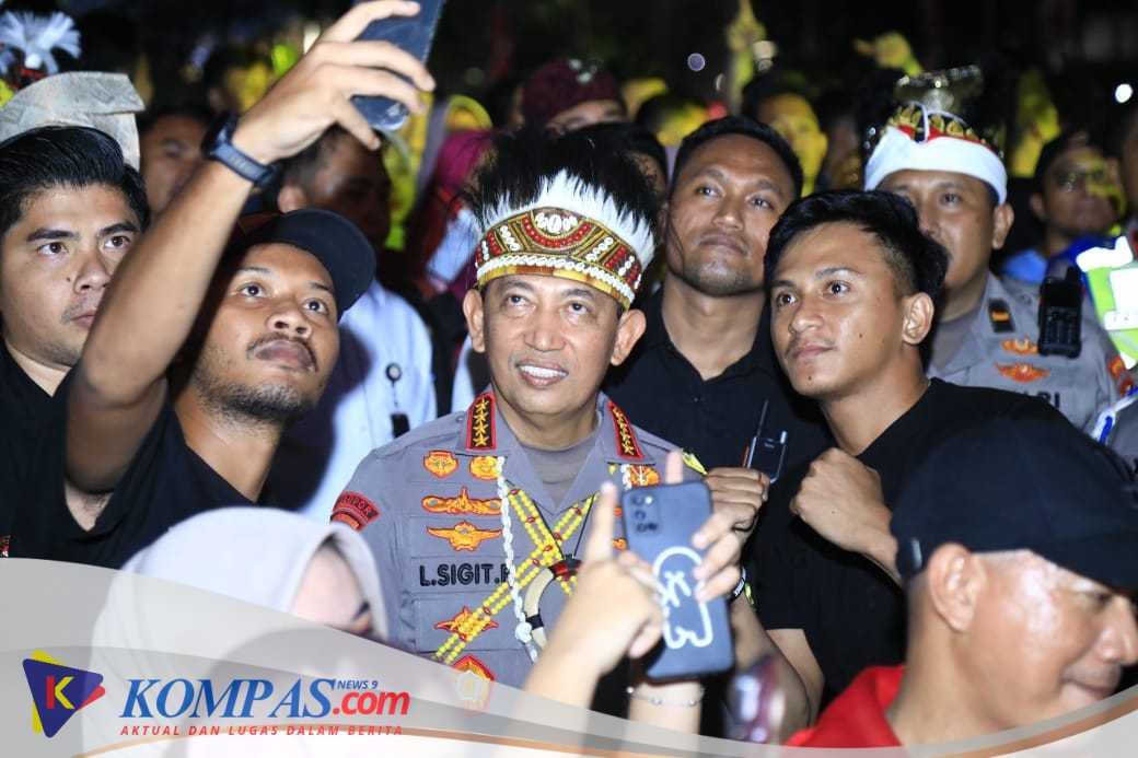 Kehangatan Kapolri di Tengah Semarak Panggung Rakyat Bundaran HI