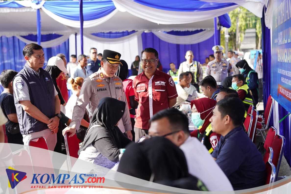 Sambut Hari Lalu Lintas Bhayangkara ke-70, Polres Bojonegoro Gelar Pasar Murah dan Donor Darah