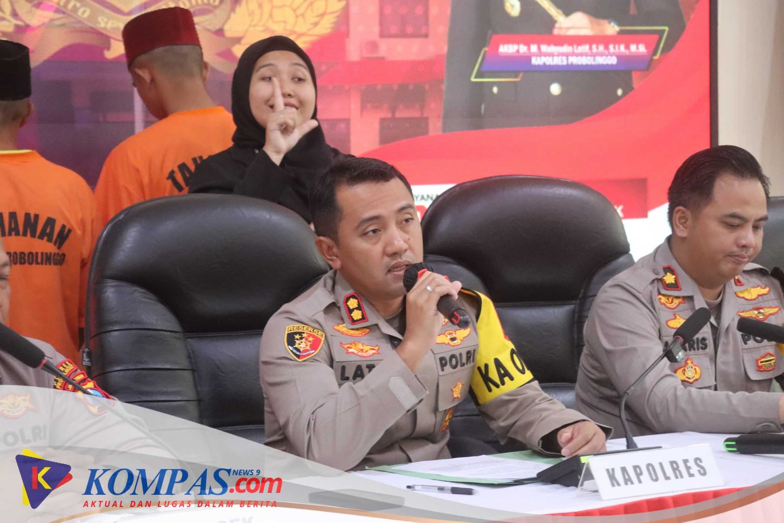 Polres Probolinggo Amankan Ayah dan Anak Tersangka Pembunuhan Maut di Sukapura