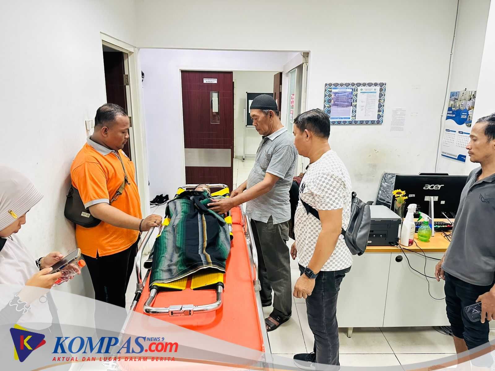 Kanit Reskrim Polsek Krian Dampingi Olah TKP Temuan Jenazah Korban Anak Tenggelam di Sungai Tambak Kemerakan