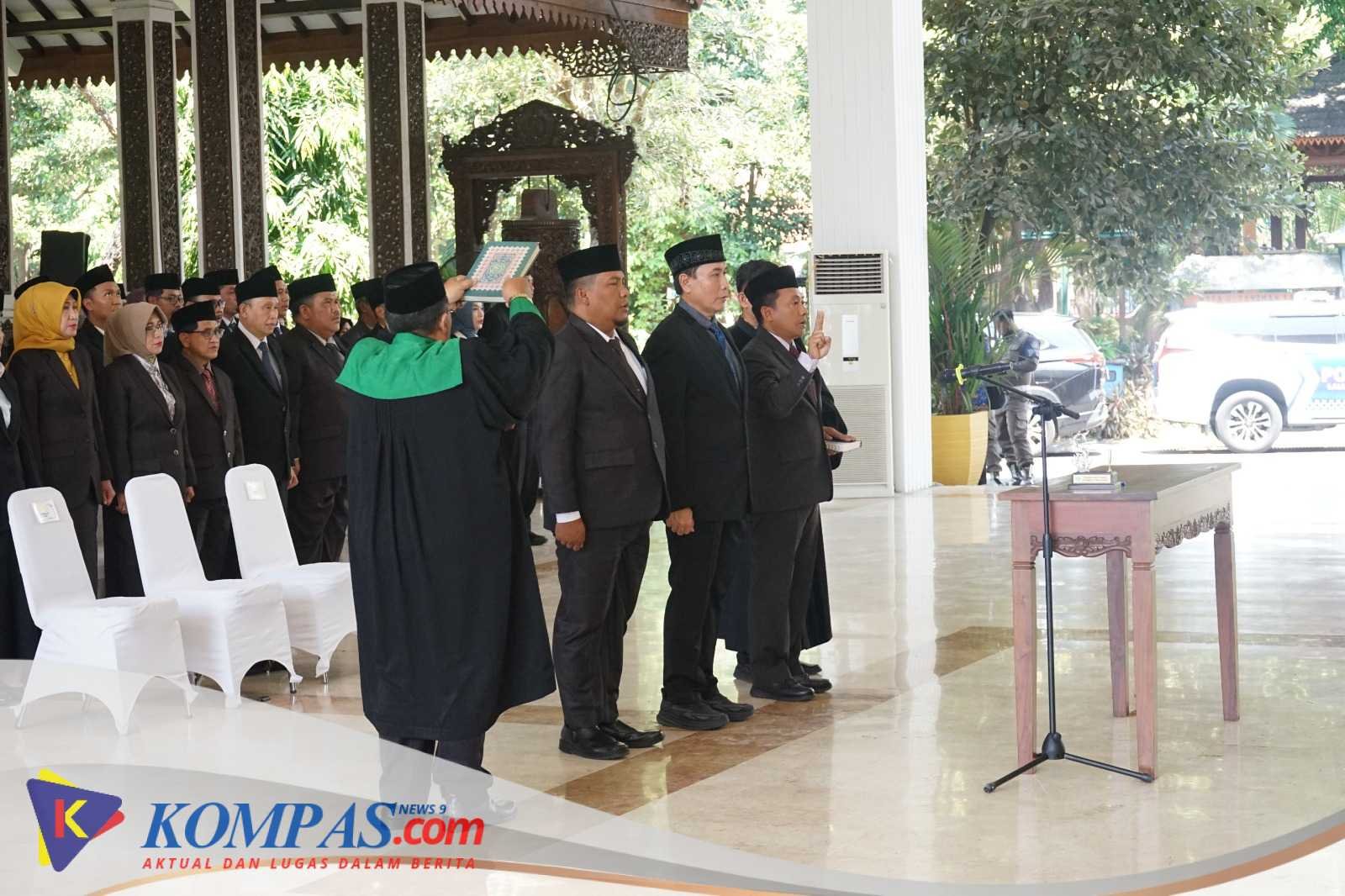 Bupati Subandi Lantik 61 Pejabat Pemkab Sidoarjo, Tekankan Integritas dan Pelayanan Prima