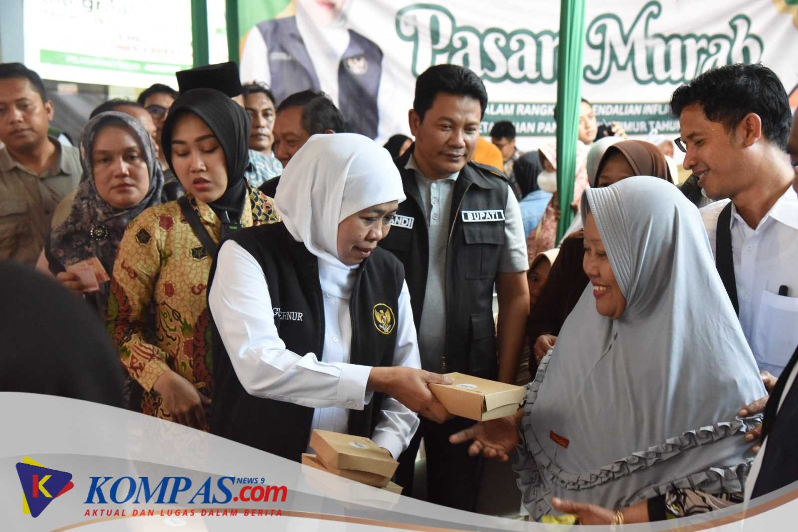 Bupati Sidoarjo Kembali Dampingi Gubernur Jatim Tinjau Pasar Murah
