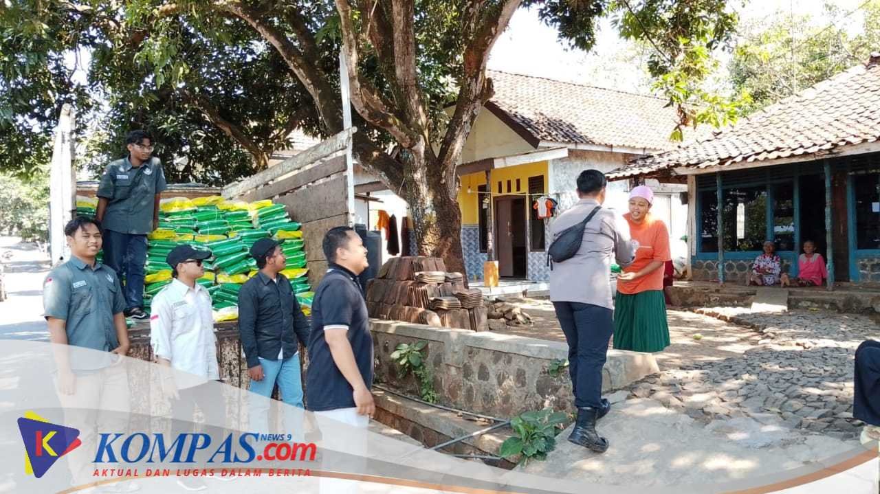 Polres Pasuruan Bersama BEM Gelar Gerakan Pangan Murah di Lumbang, Salurkan 5 Ton Beras