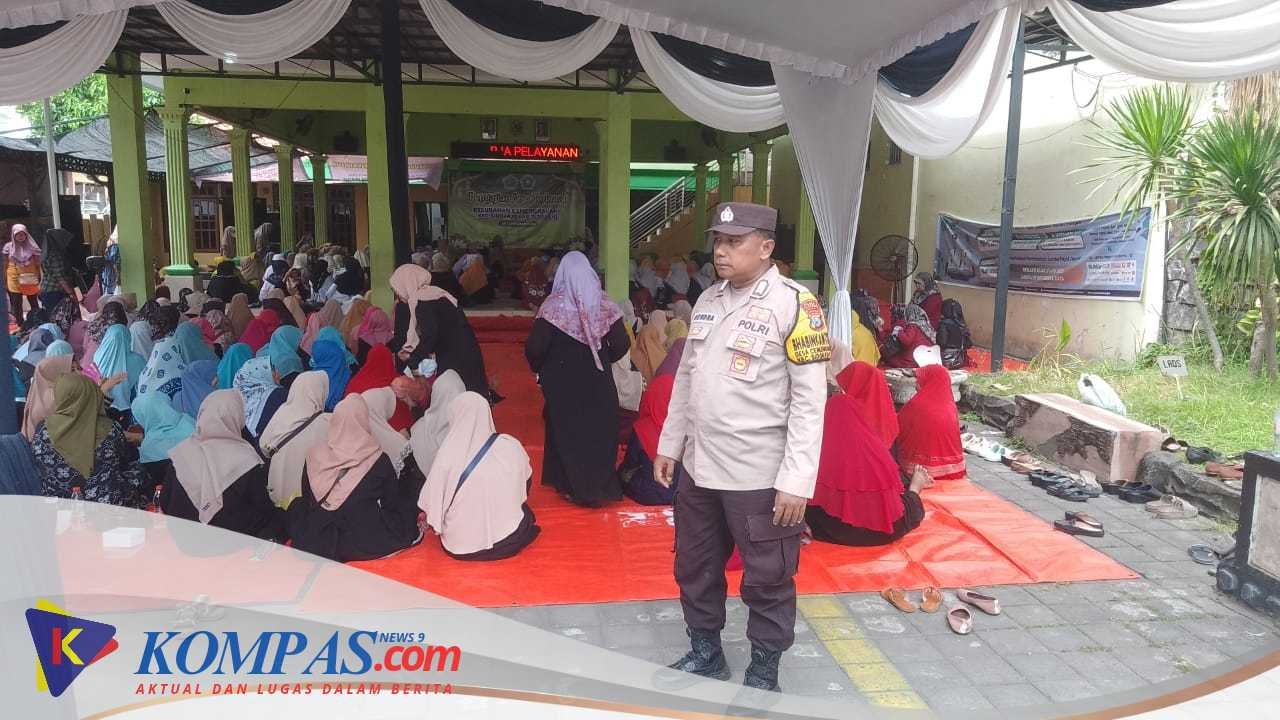 Bhabinkamtibmas Polsek Sidoarjo Kota Amankan Pengajian Ar Rohmah di Kelurahan Cemengkalang