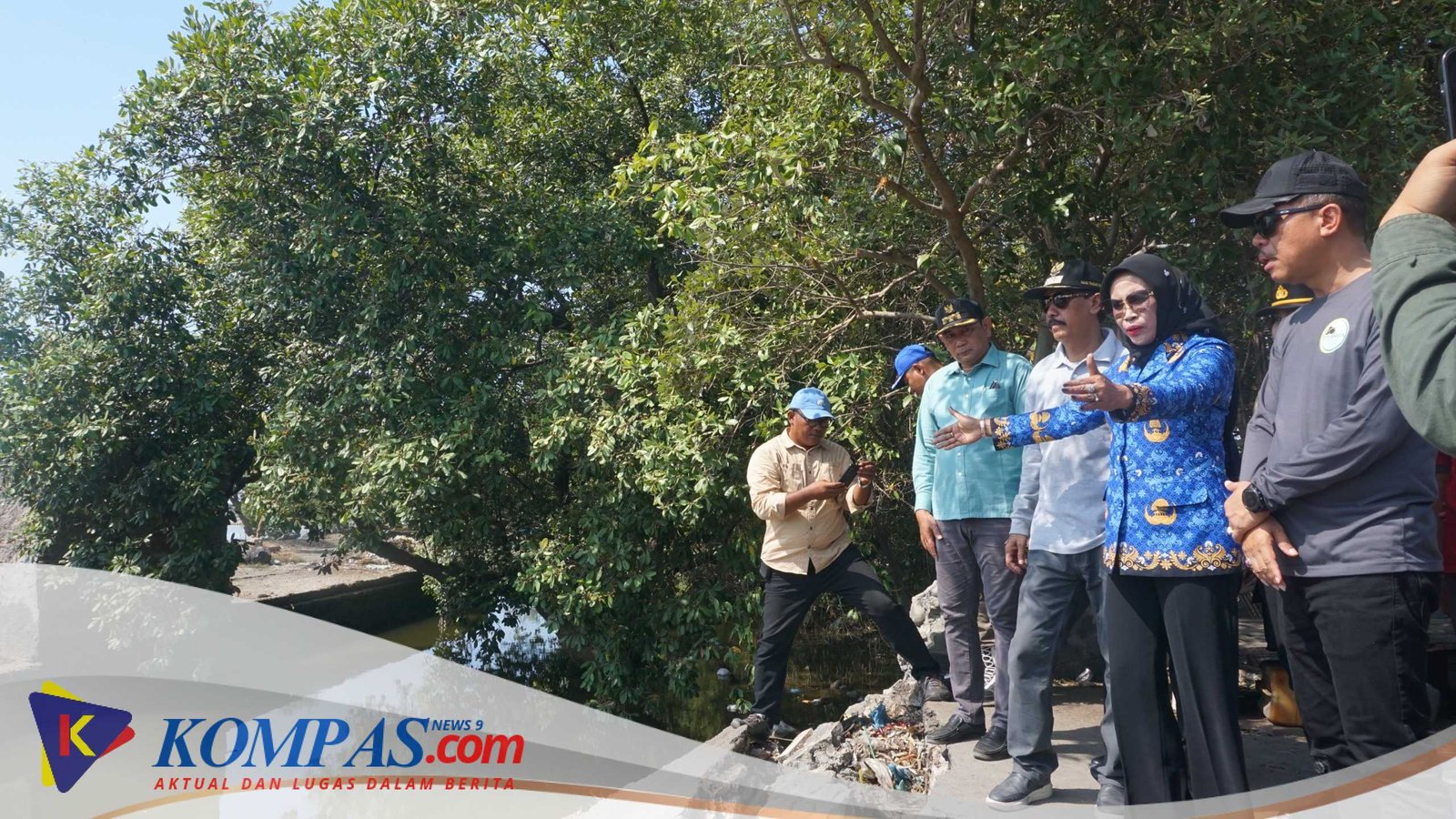 Jembatan di Tambak Cemandi Putus, Wakil Bupati Sidoarjo Sidak dan Janjikan Pembangunan Secepatnya