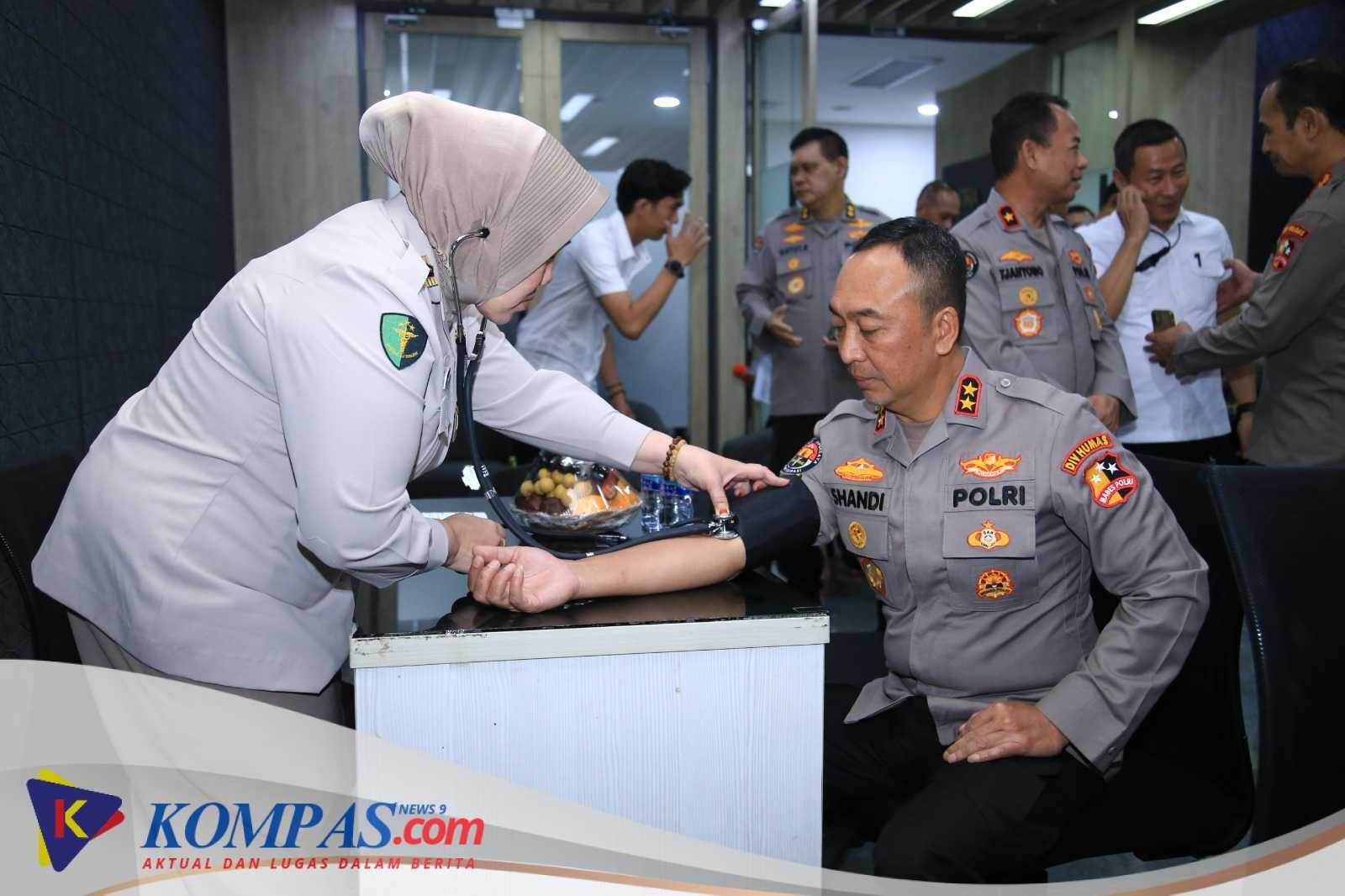 Humas Polri Gelar Donor Darah Serentak, Terkumpul 16.619 Kantong dalam Rangka Hari Jadi ke-74
