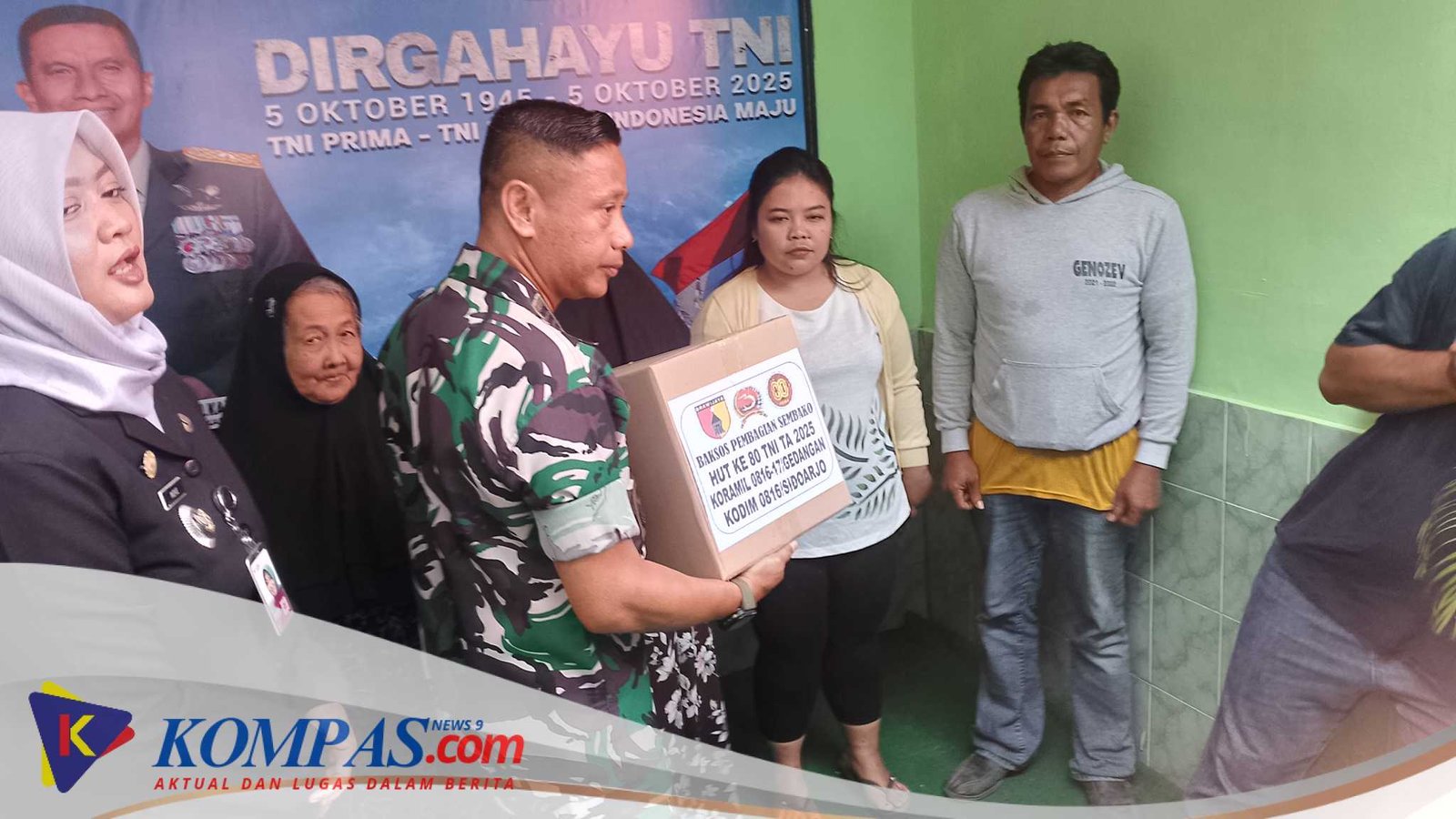 Koramil 0816/17 Gedangan Gelar Tasyakuran dan Bagikan 100 Paket Sembako di HUT TNI ke 80