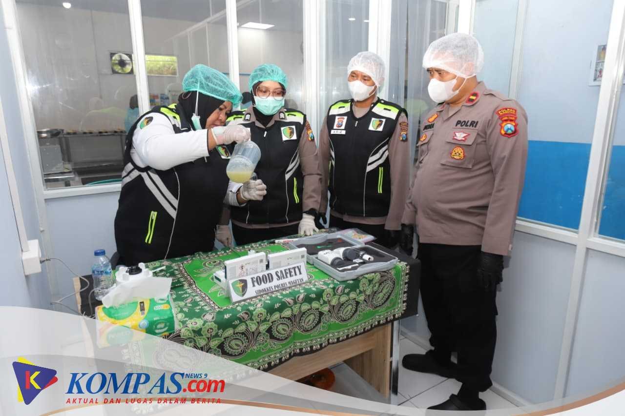Tim Dokkes Polres Magetan Uji Food Safety di SPPG Poncol