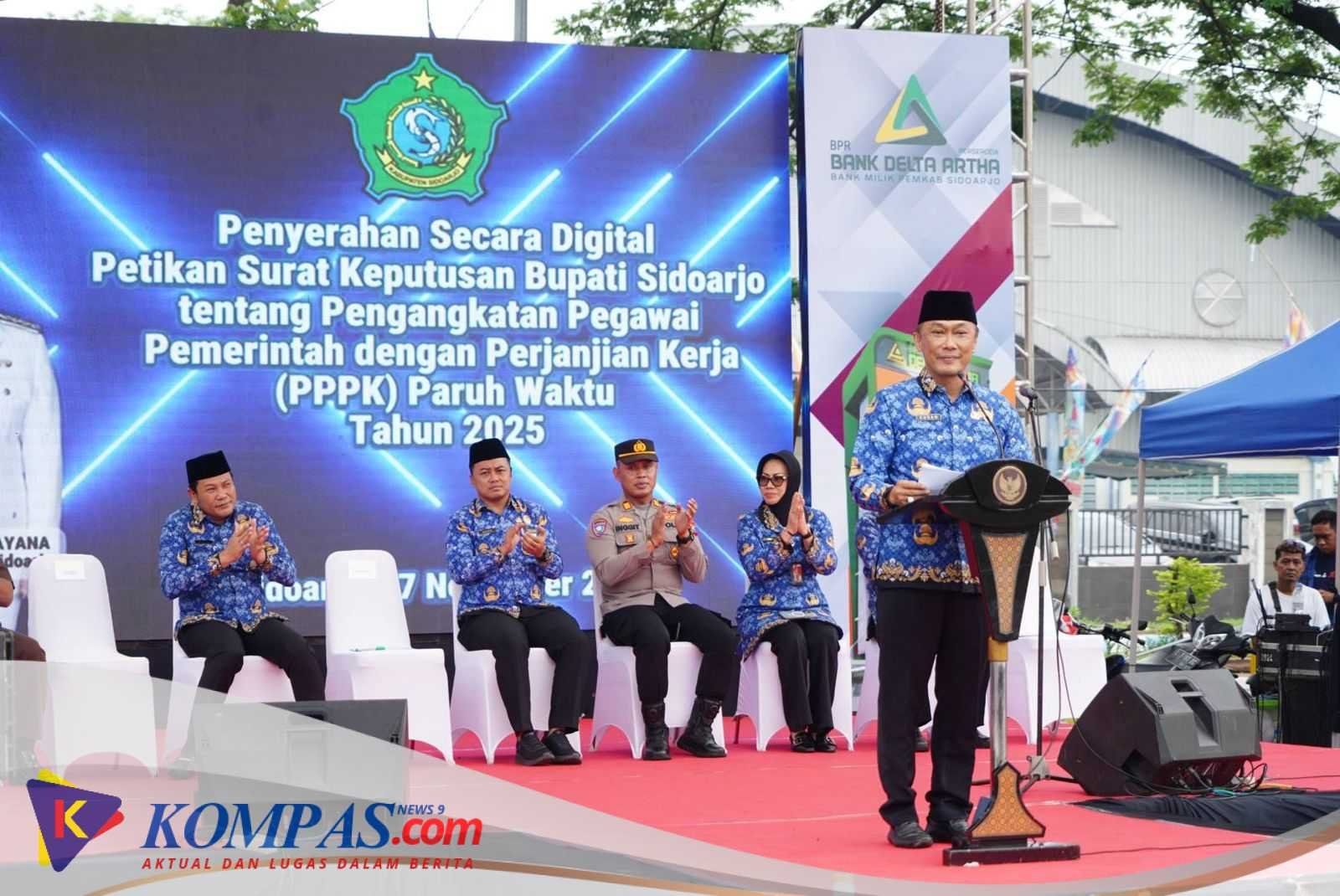 3.862 PPPK Paruh Waktu Terima SK, Bupati Sidoarjo Subandi Tekankan Pelayanan dengan Empati dan Berakhlak
