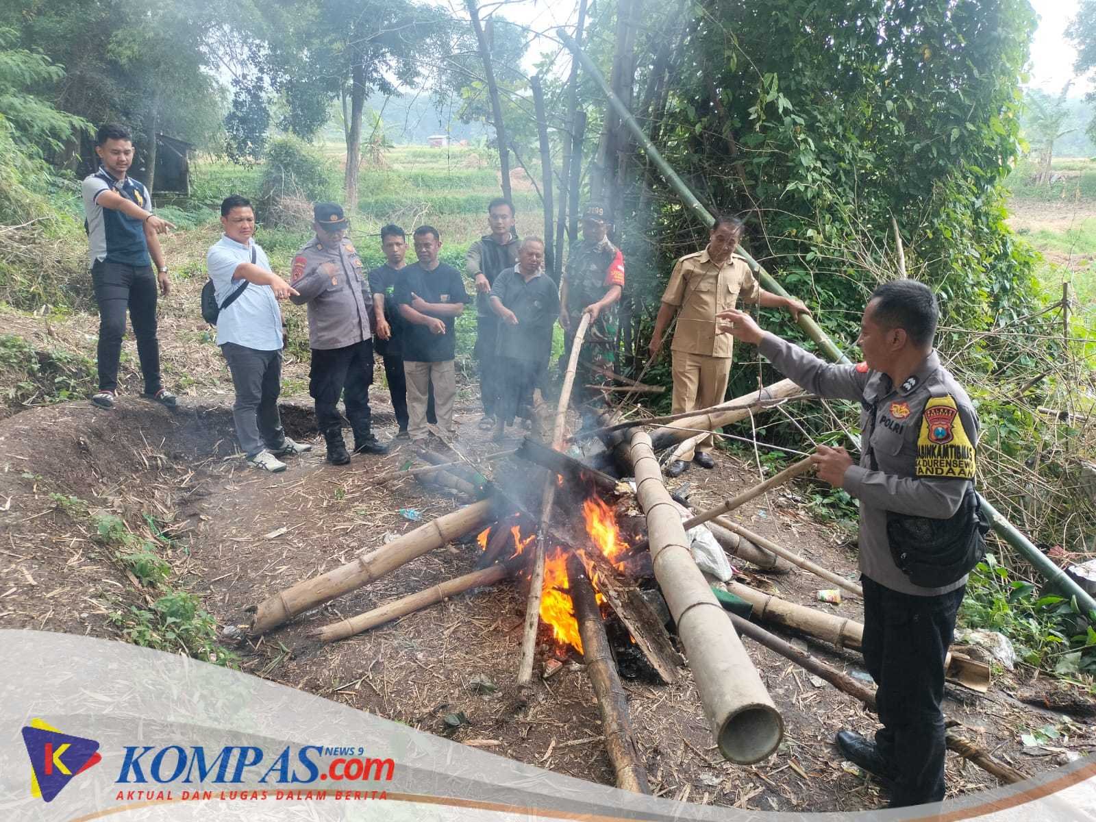 Arena Judi Sabung Ayam di Desa Mendalan Pandaan Dibakar, Polisi Tegaskan Tak Ada Toleransi Perjudian