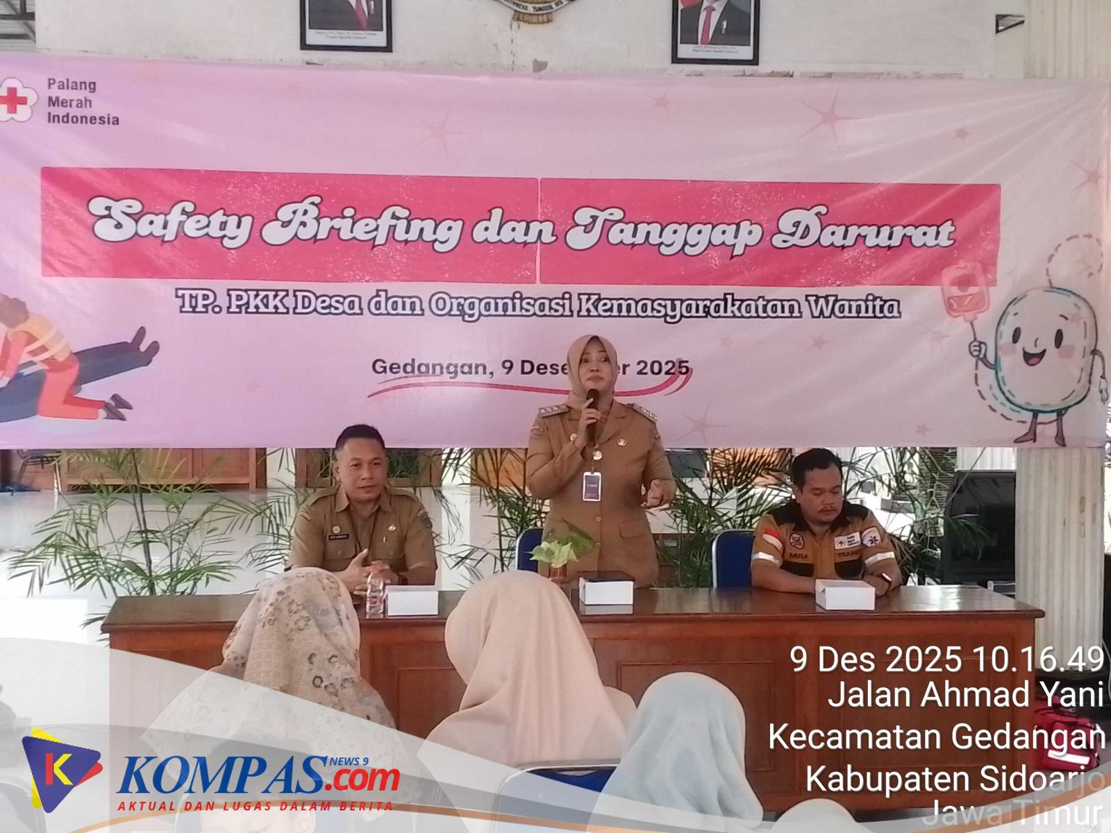 Peringati HARI IBU 2025, Kantor Kecamatan Gedangan Gelar Safety Briefing “Wanita Tangguh Bencana” Bagi PKK dan Organisasi Kemasyarakatan