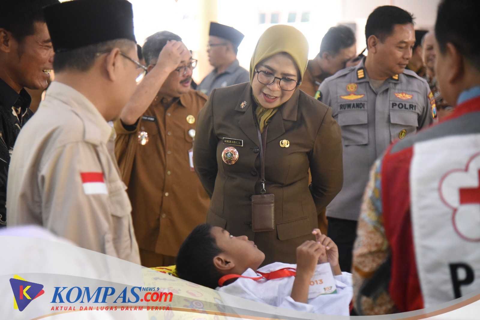 Pemkab Sidoarjo dan Dokkes Polresta Sidoarjo Khitan Gratis 165 Anak
