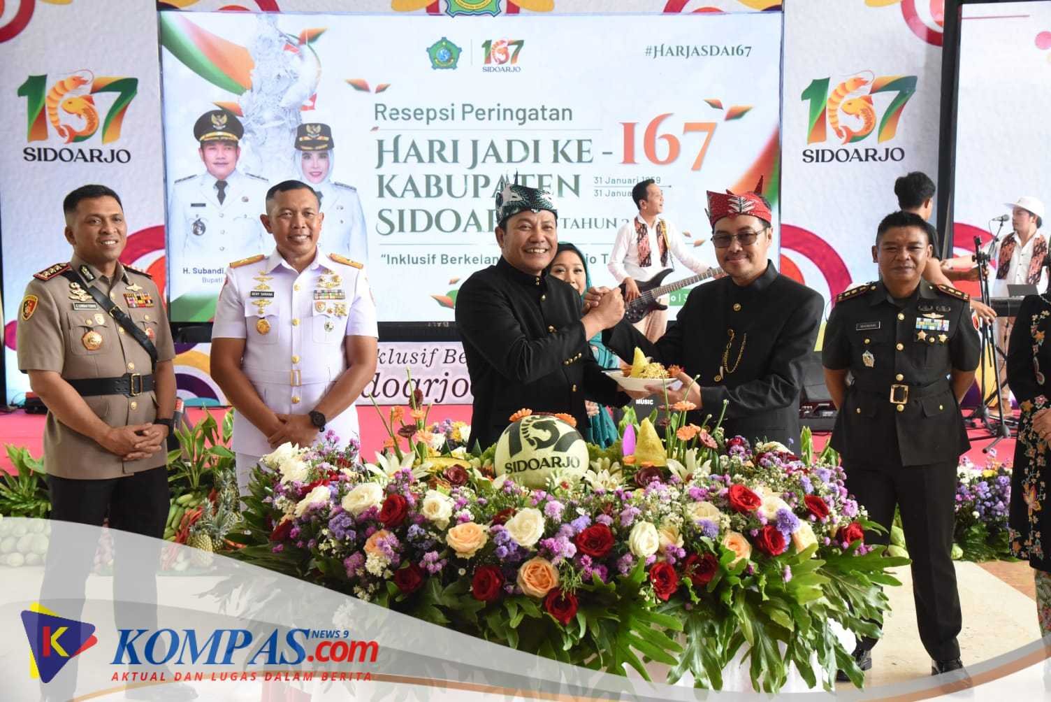 Bupati Sidoarjo Pimpin Apel Peresmian Pembukaan Revitalisasi Alun-Alun di HUT ke-167