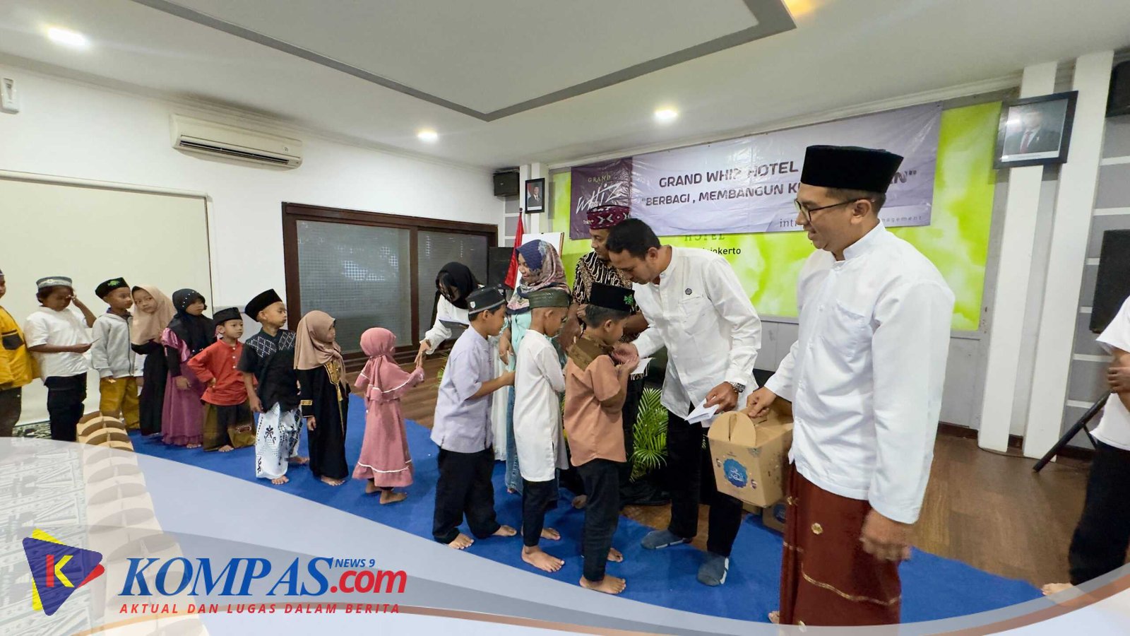 Hotel Grand Whiz Trawas Gelar Santunan Anak Yatim Dan Buka Puasa Bersam Di Bulan Ramadan 