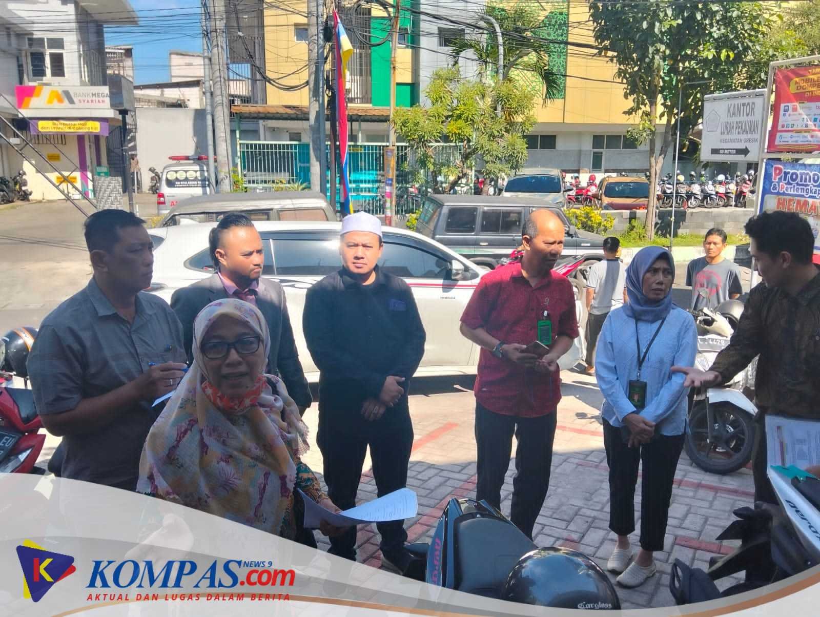 Persatuan jurnalis Gresik bersatu(PJGB) kawal sidak pengadilan negeri di duga bank Panin gelapkan SHM atas nama Molyo Cipto amin
