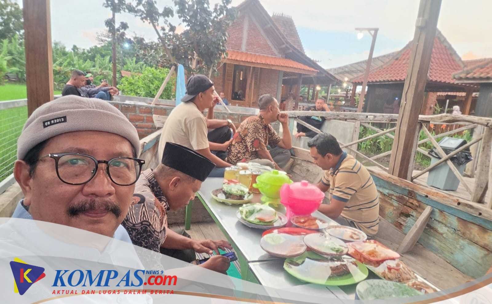 Buka Puasa Bareng Pemdes Gempol Klutuk Untuk Perkuat Sinergi Antar Perangkat Desa.