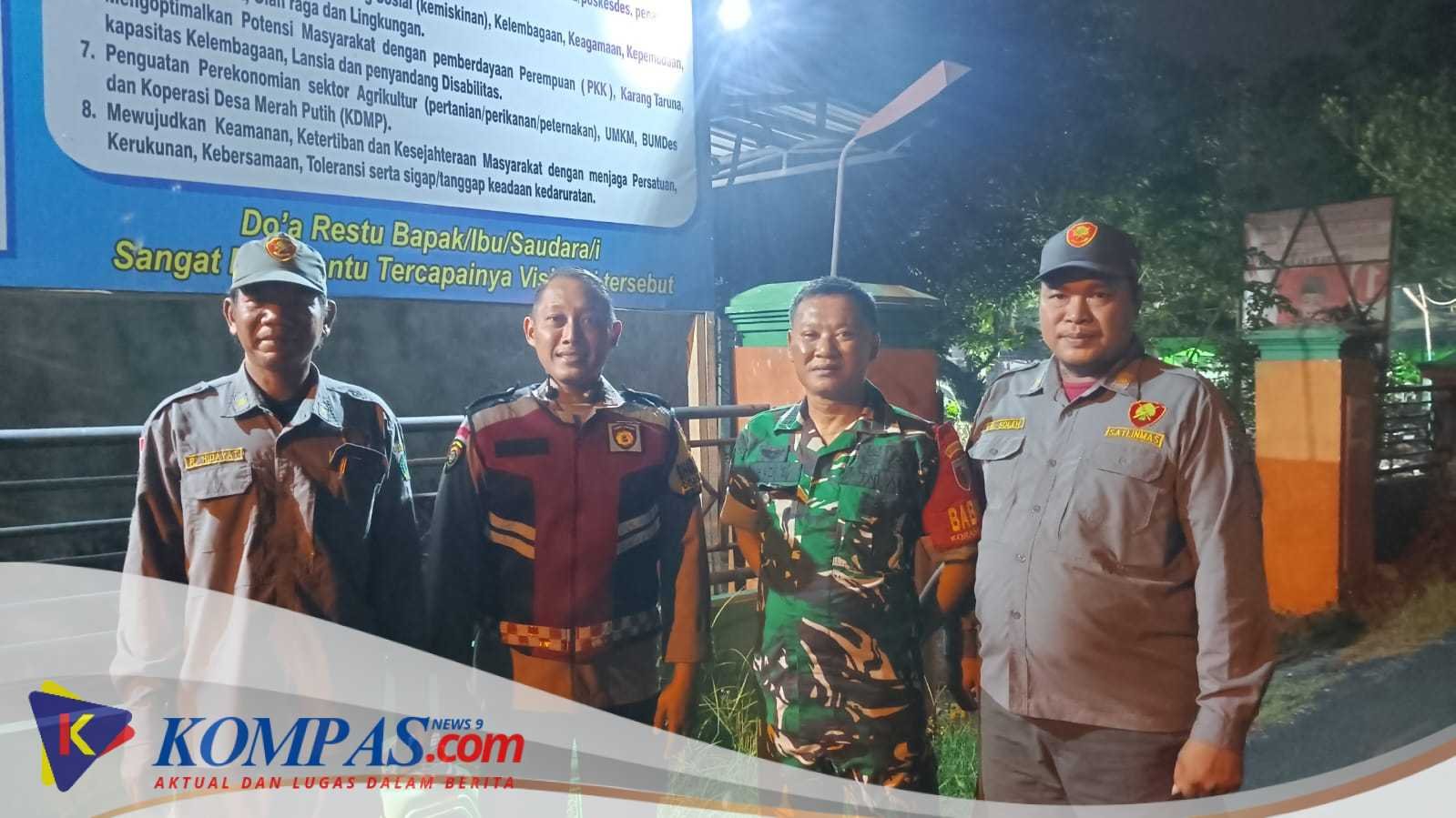 Jelang Pilkades Anggota Polsek Balongbendo Perkuat Cooling System di Tengah Masyarakat