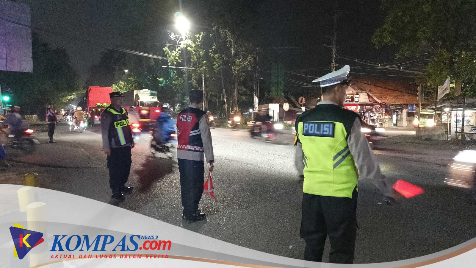 Kapolsek Balongbendo Apel Pengamanan Malam Takbir Hari Raya Idul Adha 1447 H / 2026