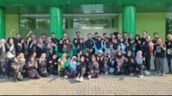 Karyawan Dan  Pimpinan Dirut PT Holding Senam Sehat Bersama Fatayat Balongbendo