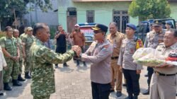 Polsek Balongbendo Beri Kejutan Koramil HUT TNI ke-81 Sinergitas TNI-Polri Bersama Masyarakat