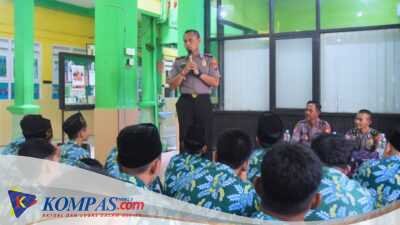 Cegah Kenakalan Remaja, Polresta Sidoarjo Edukasi Bijak Medsos di MA Nurul Huda