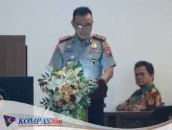 Wakapolda Jatim Gelar Minggu Kasih di GKJW Waru Sidoarjo, Ingatkan Bahaya Hoaks dan Bullying