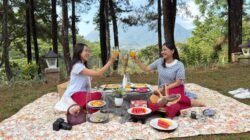 Sajikan Pengalaman Menginap Berbeda Grand Whiz Hotel Trawas Hadirkan Sarapan Piknik di Tengah Alam